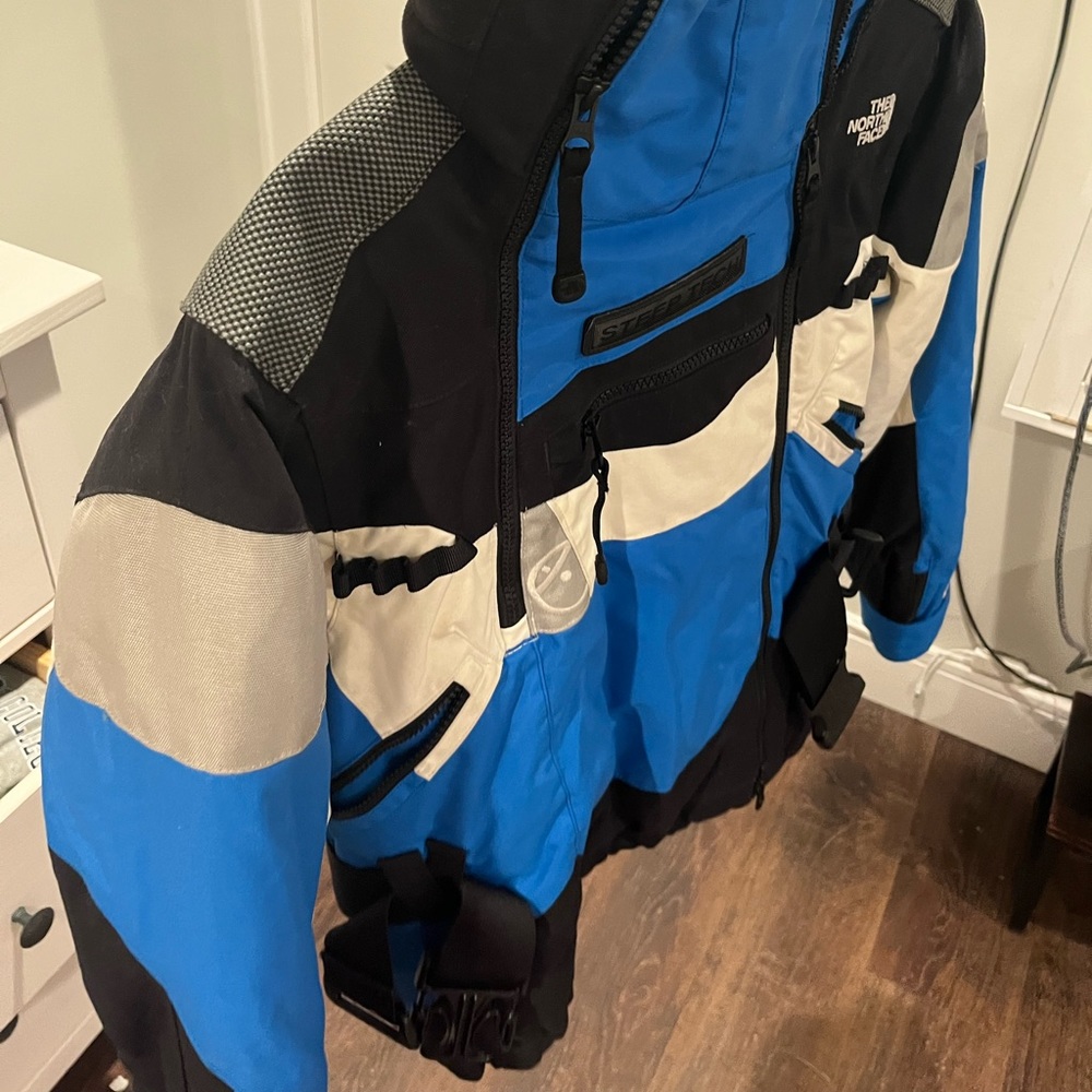 North face women’s size s